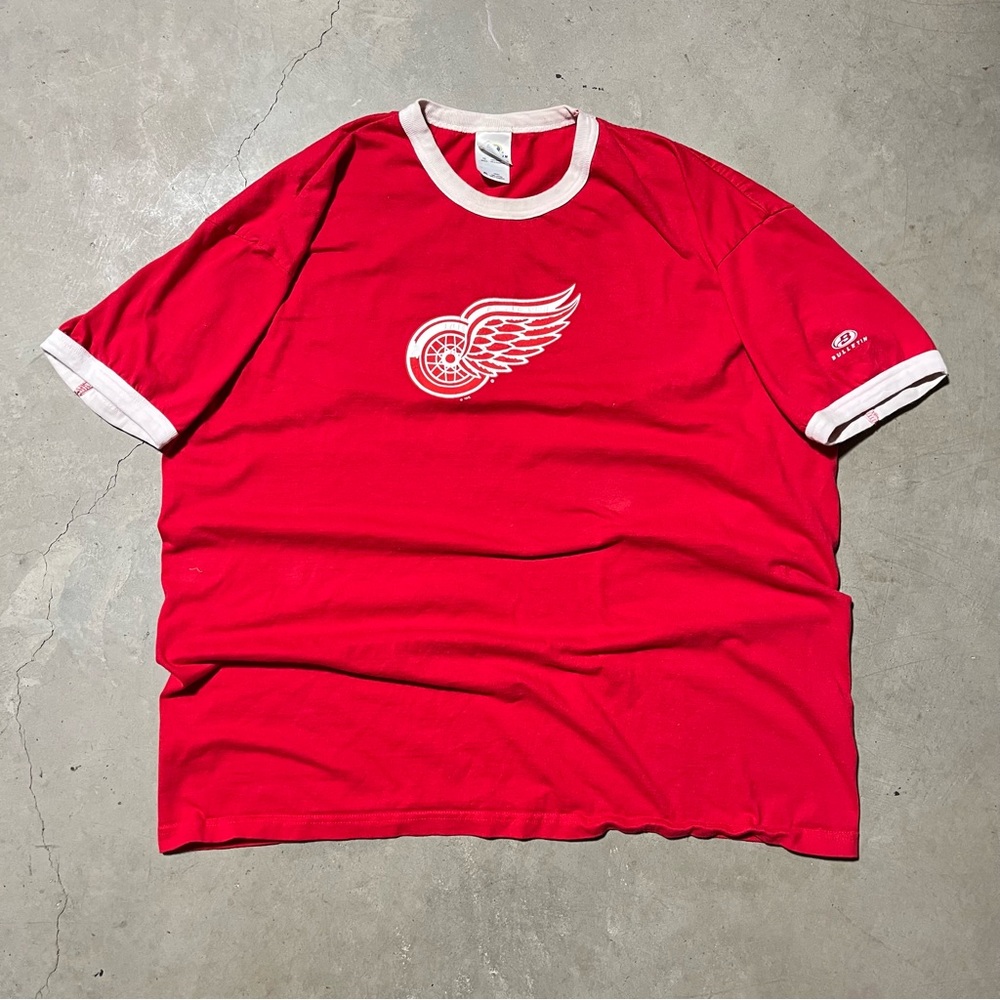 vintage 2000s bulletin ringer tee